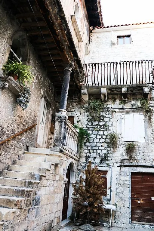 Apartment Fabijanko Oldtown Trogir Croatia