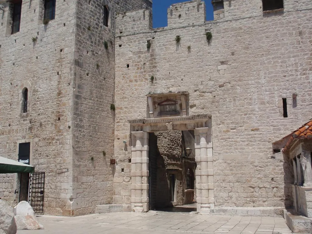 Apartment Fabijanko Oldtown Trogir 0*,  Croatia